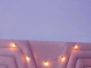 Bongacams Live Sex Cam of innocenthazel