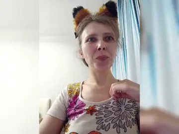 Bongacams Watch Live Sex Cams of -queen-margo-