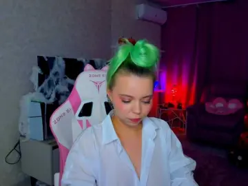 Bongacams Best live sex cam show of FunnyVibe