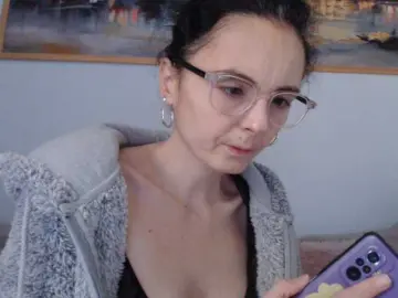 Bongacams Free Live Porn of cleophee