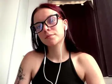 Bongacams Sex Cam of GeneviveRozman
