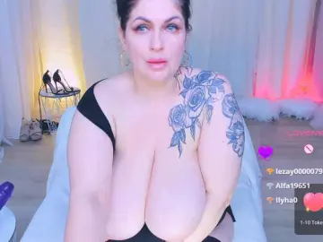 Bongacams Adult Video Chat of CharlinneSi