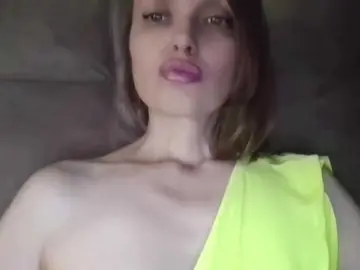 Bongacams Nude Webcam of lilisexy14
