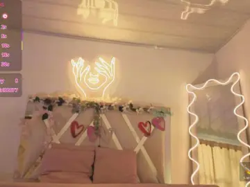 Bongacams Free Live Porn of ZURY-TAY