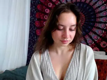 Bongacams Live Porn of AdalynGlow