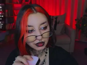 Bongacams Nude Webcam of MistressMarcelline