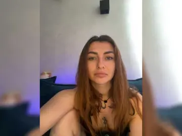 Bongacams Watch Live Sex Cams of WILDGIRL
