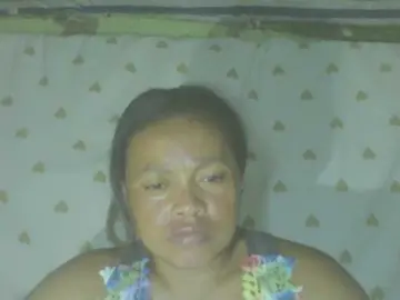 Bongacams Watch Live Sex Cams of LorahXVane