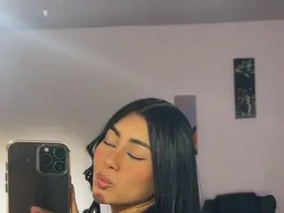 Emily22x