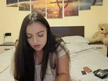 Bongacams Live Sex of adellineee