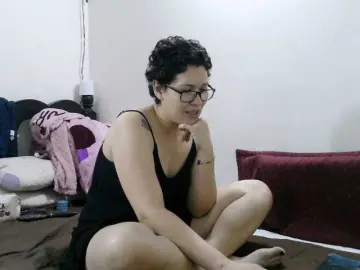 Bongacams Live Sex Cam of onlyLuxas23