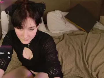 Bongacams Free Porn Cam of LunaBacker