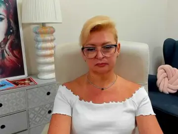 Bongacams Nude Webcam of LunaFantasy