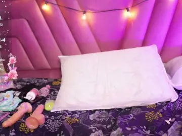 Bongacams Live Sex Cam of naughtyyindiann