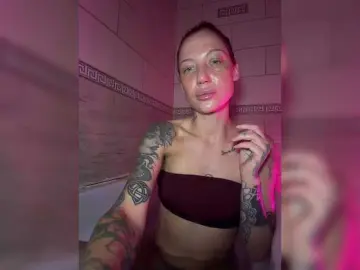 Bongacams Adult Webcam of Alina666Mistress