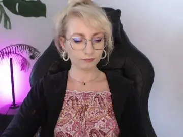 Bongacams Free Live Porn of CinderellaMoon
