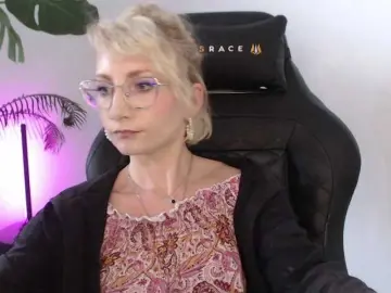 Bongacams Live Sex Cam of CinderellaMoon