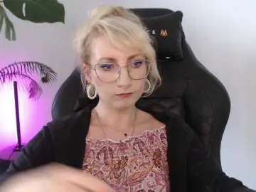 Bongacams Live Sex Cam of CinderellaMoon
