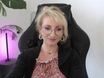 Bongacams Live Sex of CinderellaMoon