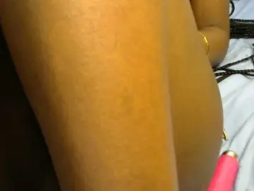 Bongacams Free Porn Cam of Sweetapple