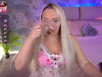 Bongacams Watch Live Sex Cams of AmelyLoveme