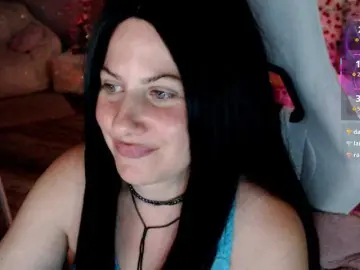 Bongacams Watch Live Sex Cams of Bellastarrr84