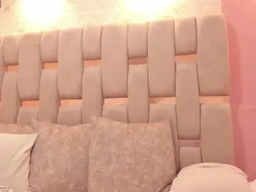 Bongacams Sex Cam of crystalstonee1