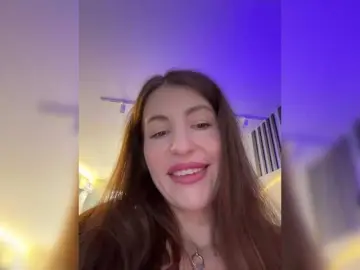 Bongacams Watch Live Sex Cams of MilashaNyasha