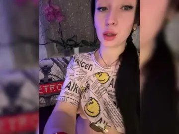 Bongacams Watch Live Sex Cams of AureliyXXX