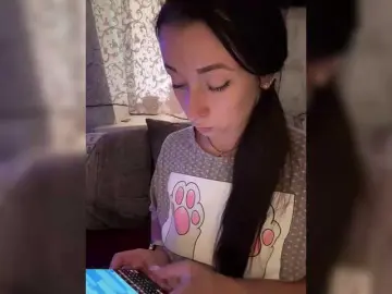 Bongacams Live Sex Cam of AureliyXXX