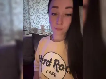 Bongacams Watch Live Sex Cams of AureliyXXX