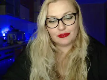 Bongacams Watch Live Sex Cams of WifeyNusha
