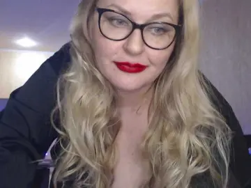 Bongacams Nude Webcam of WifeyNusha