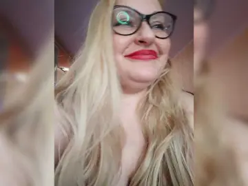 Bongacams Adult Video Chat of WifeyNusha