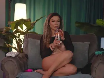 Bongacams Live Sex Cam of Asssmerising