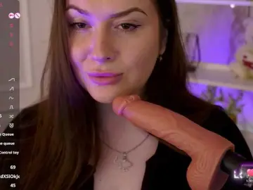 Bongacams Watch Live Sex Cams of AliceOfWonders