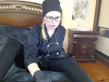 Bongacams Best live sex cam show of Crystal00Girl