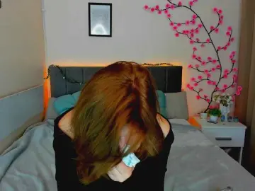 Bongacams Best Webcam of DellaRowwe