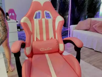 Bongacams Sex Chat of Reina-Cummings