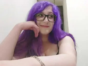 Bongacams Sex Cam of OdeliaPyeatt