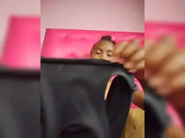 Bongacams Sex Cam of Stella11