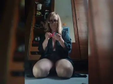 Bongacams Watch Live Sex Cams of Alina1965