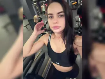 Bongacams Free Live Porn of Klubnika13