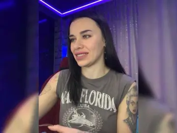 Bongacams Best Webcam of MaidenCrystal