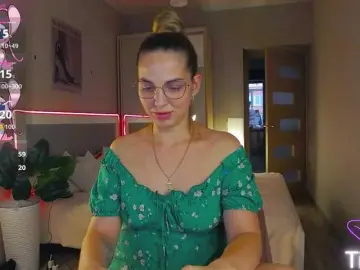 Bongacams Nude Webcam of AlexandraCandy
