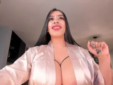 Bongacams Adult Video Chat of LeahLombardi