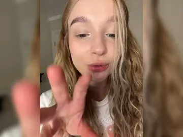 Bongacams Private Sex Chat of MeowMia