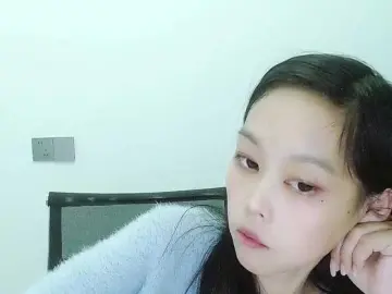 Bongacams Watch Live Sex Cams of Selinababy99