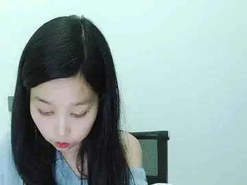 Bongacams Free Porn Cam of Selinababy99