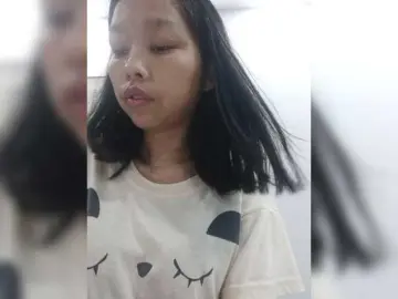 Bongacams Watch Live Sex Cams of Selinababy99